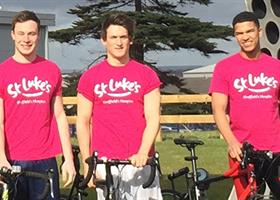 jake-ostrovskis-and-friends_crop6fd34e1e0c8663e39143ff00009d7e70